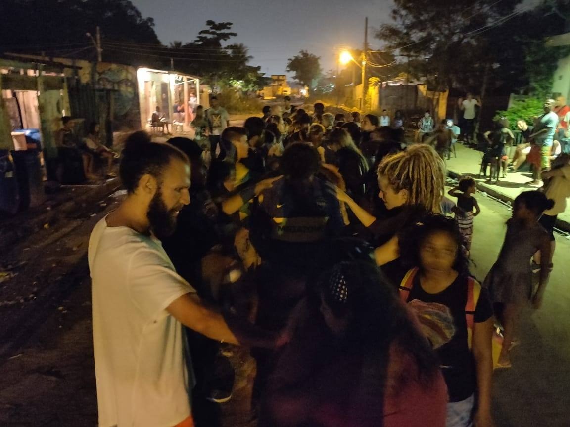 Culto nas ruas do Jardim Gramacho